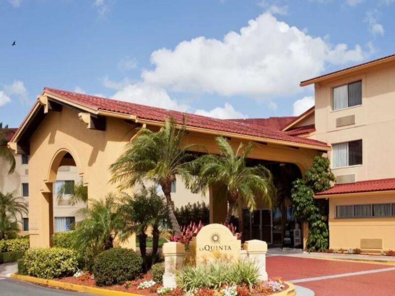 La Quinta By Wyndham St. Pete-Clearwater Airport Hotel Kültér fotó